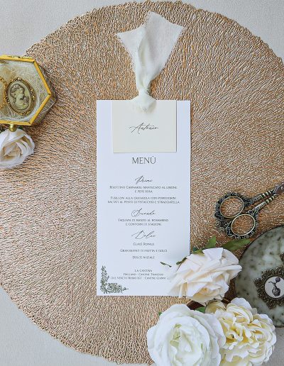 Menù matrimonio romantico con illustrazioni fatte a mano