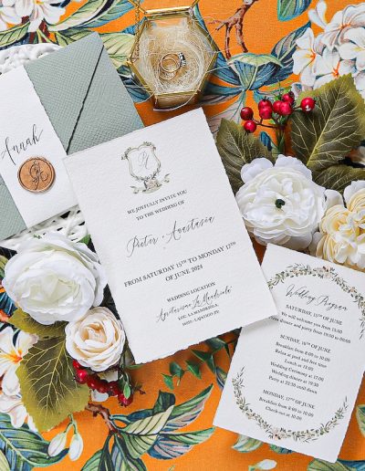 Partecipazione matrimonio carta artigianale e nome sopite scritto a mano