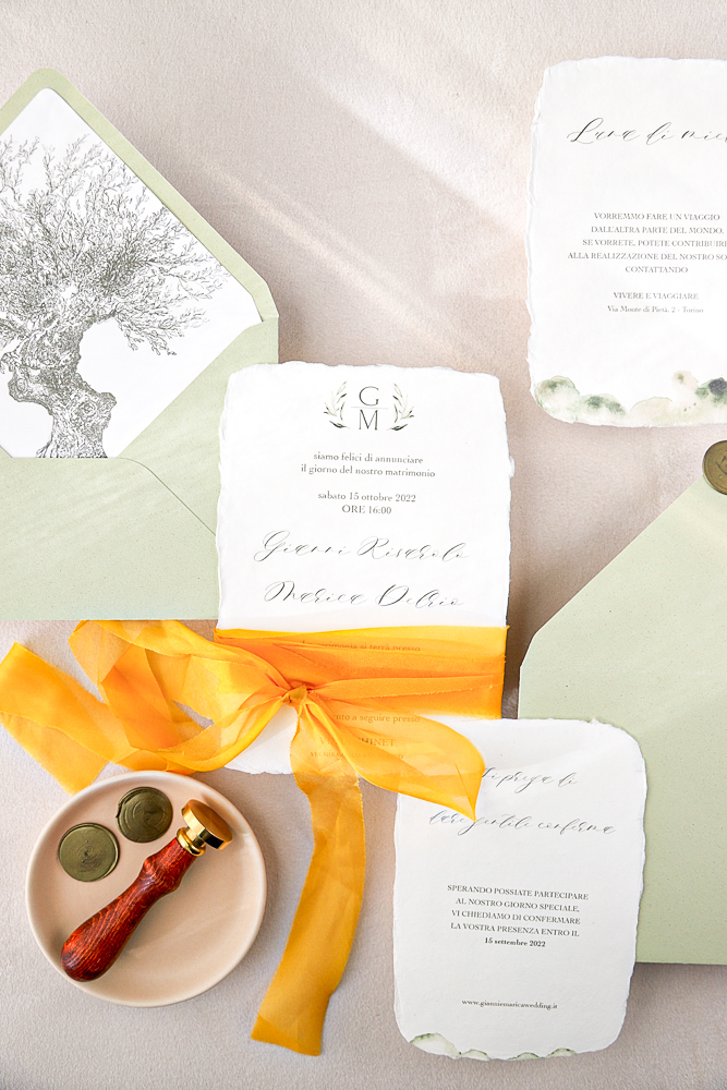 Partecipazione carta artigianale con disegno ulivo fatto a mano