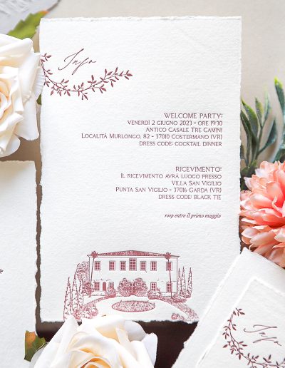Partecipazione matrimonio in stampa letterpress con decori fatti a mano